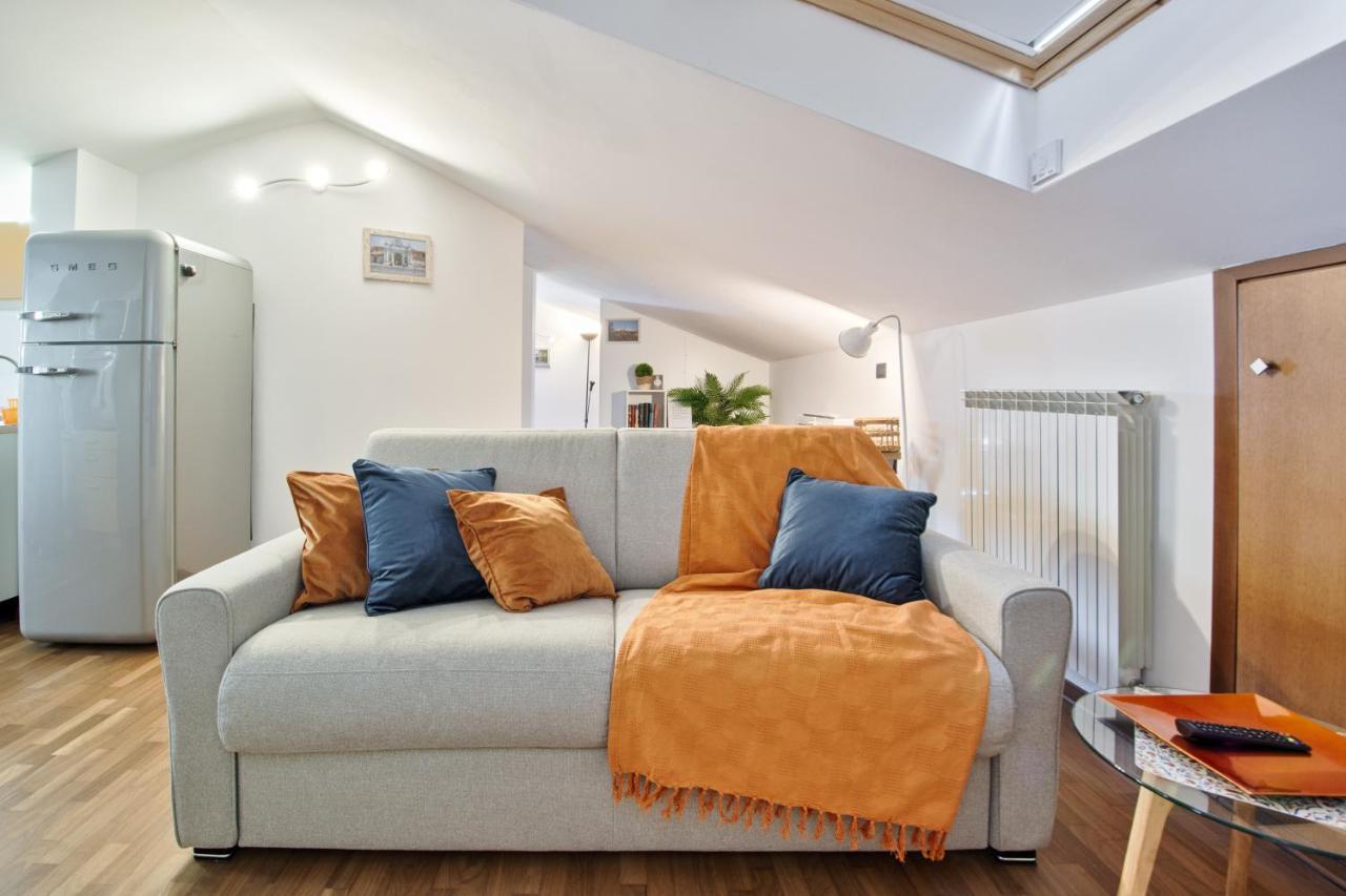 5 Miglia Apartment La Mansarda A Collegno Dış mekan fotoğraf